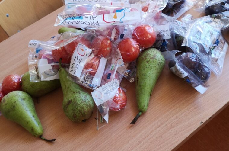 owoce i warzywa w polskich szkołach (1)