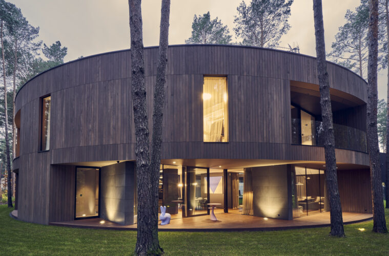 Circle Wood House pod Warszawą z nagrodą European Property Awards