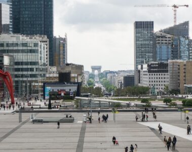 dzielnica La Défense w Paryżu