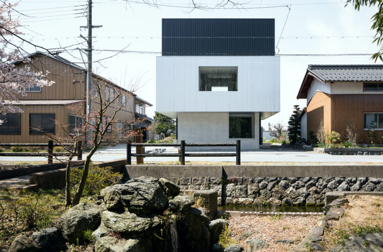 dom w Japonii