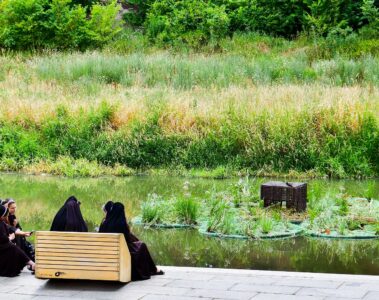 Pierwsze pływające ogrody dla kaczek stanęły nieopodal Bramy Poznania