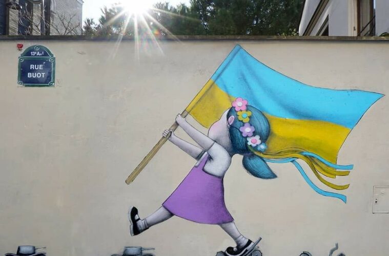 Mural dla Ukrainy powstał w Paryżu (2)