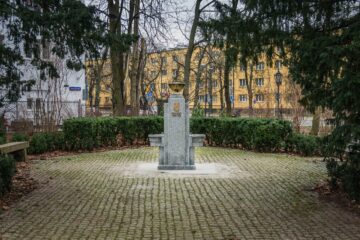 Poidełko z Parku im. S. Żeromskiego w Warszawie wróciło w historycznej formie whitemad1