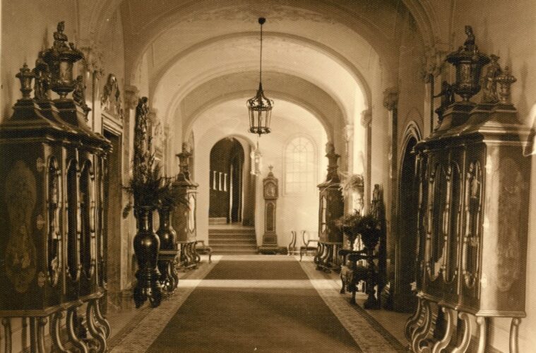 gabloty w zamku Ksiaz - foro Louisa Hardouina z 1920 r.