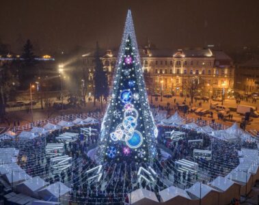 1_Vilnius_Christmas_Tree_photo_by_Saulius_Ziura