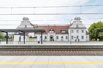 dworzec w Kole whitemad fot Przemysław Turlej 11