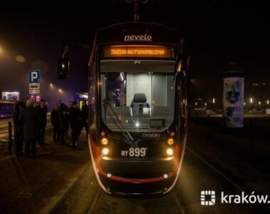 tonomiczny tramwaj w Krakowie