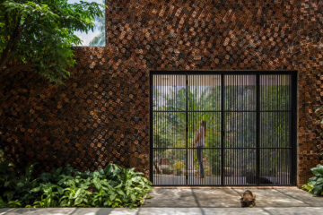 wall-house-architecture-bricks-vietnam-cta-creative-architects_dezeen_hero-1-2