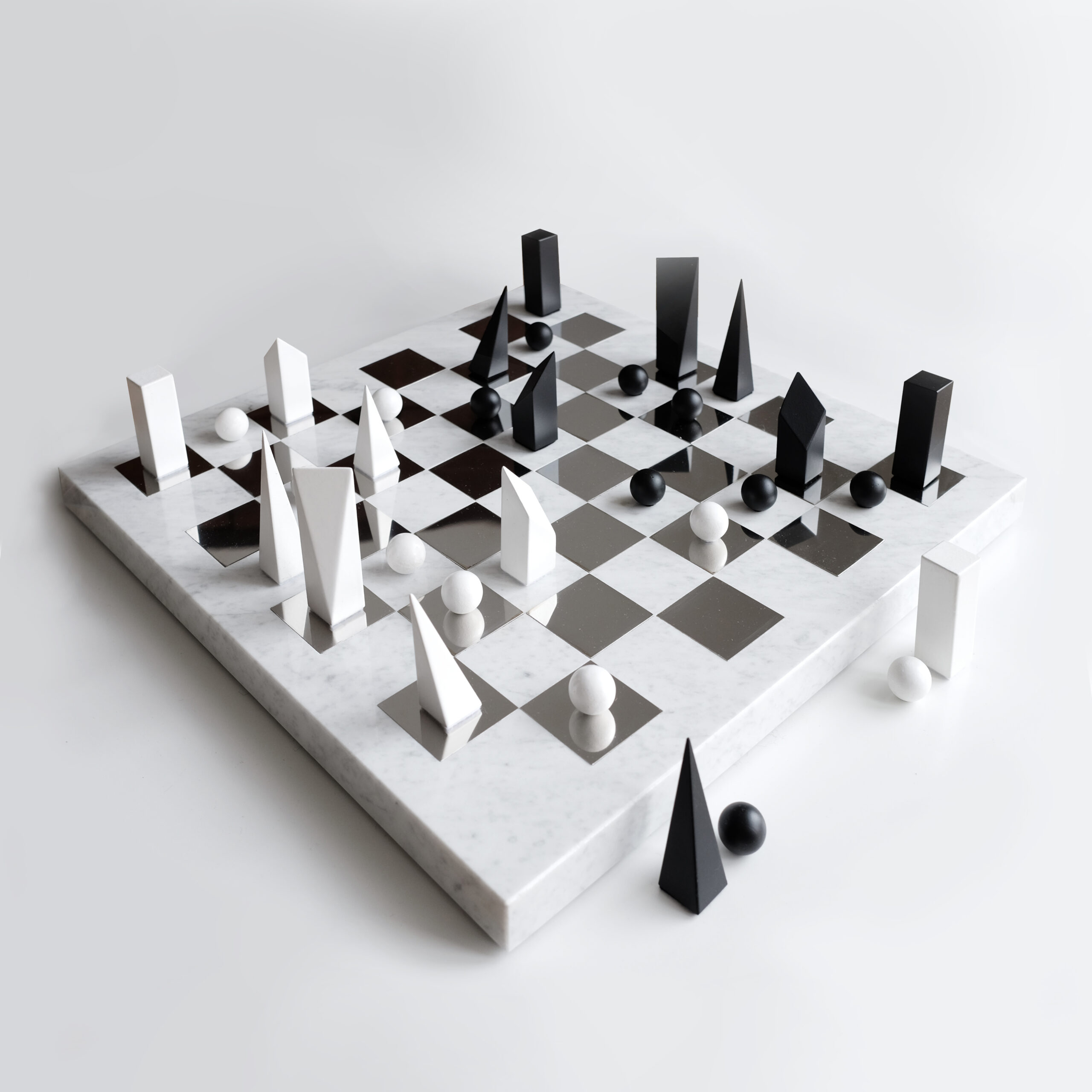 Minimalistyczne szachy