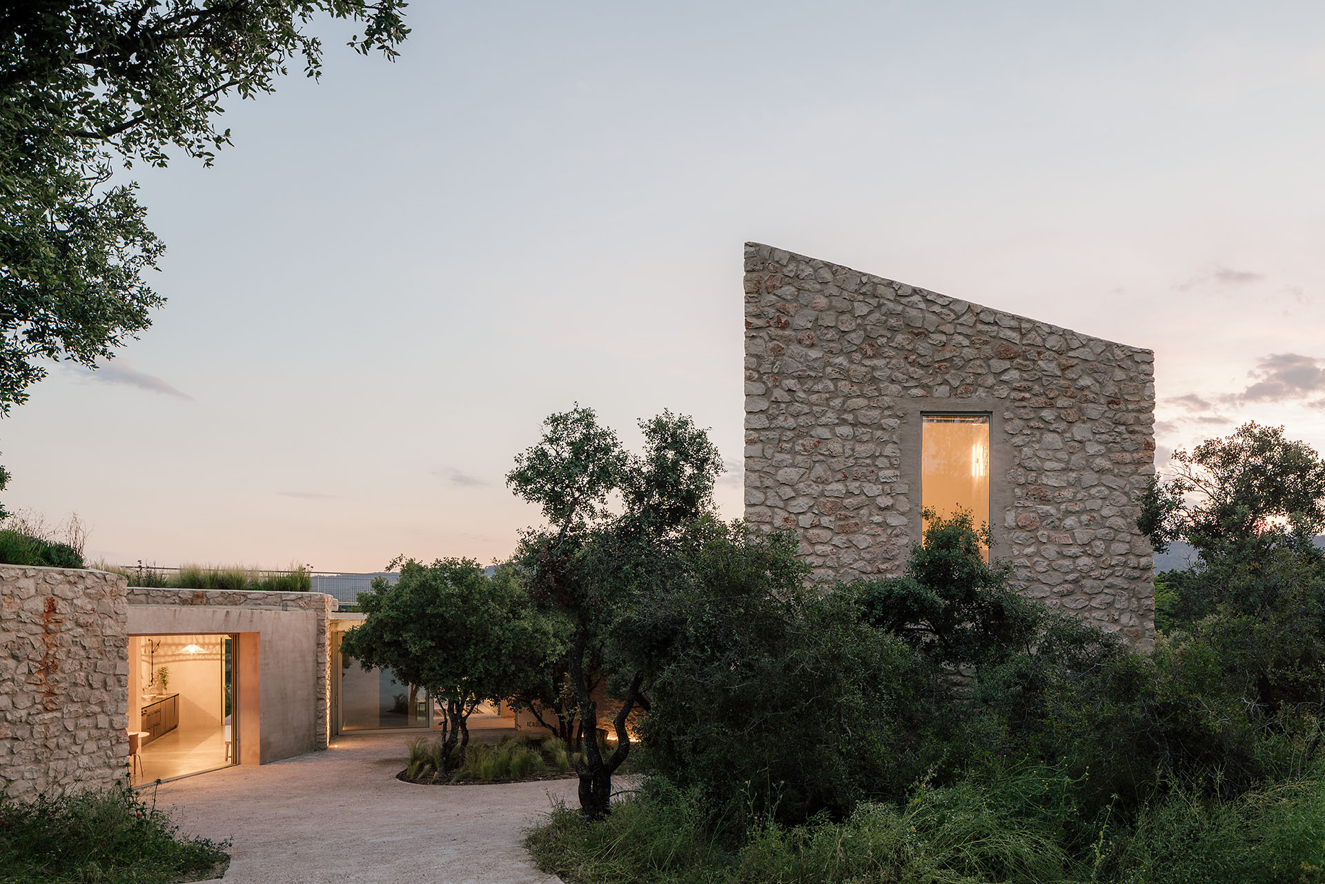 Dom z kamienia w Hiszpanii