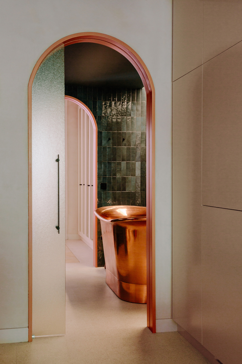 Szymon Keller zaprojektował apartament w Barcelonie