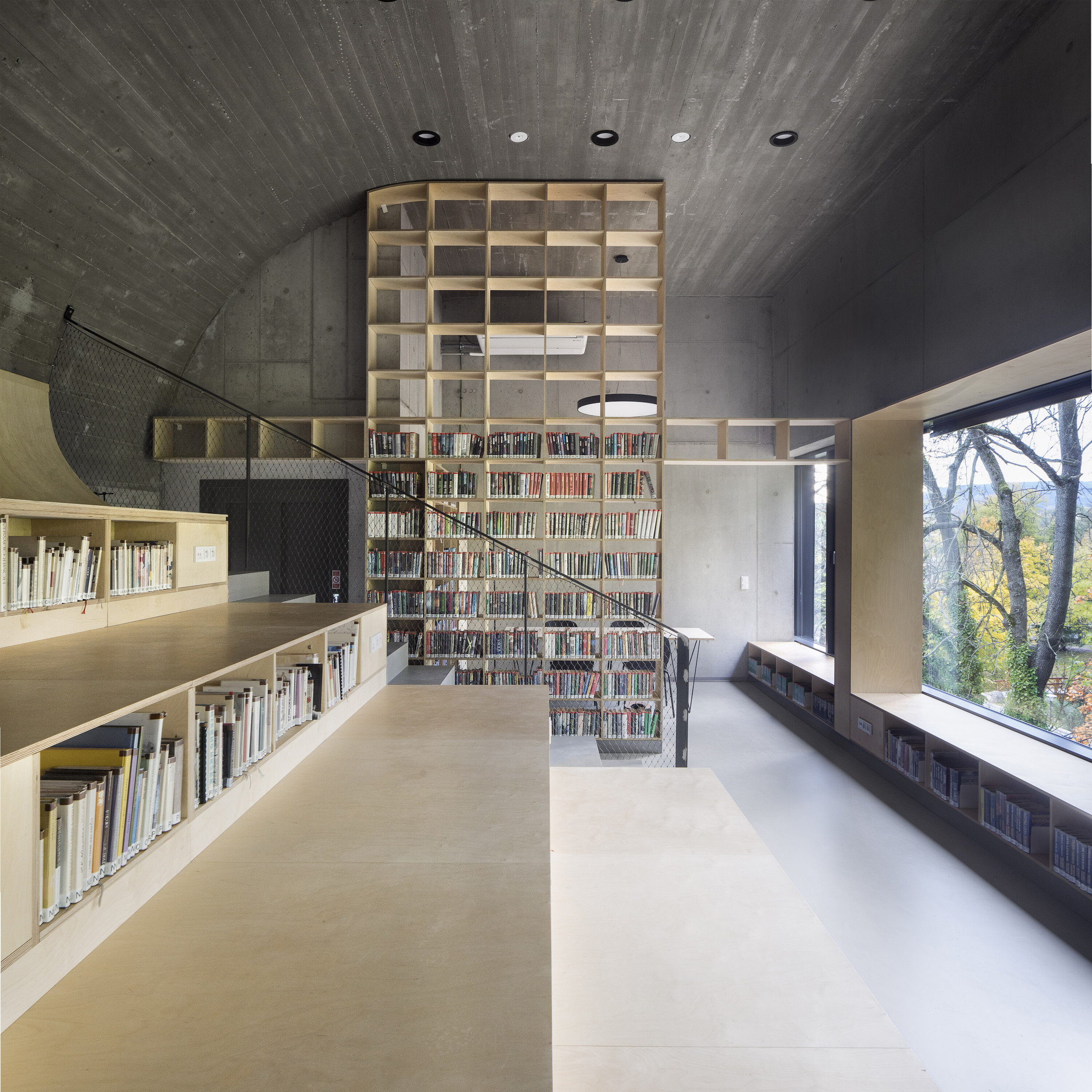 Najlepszy budynek edukacyjny w Czechach - biblioteka w dawnej plebani