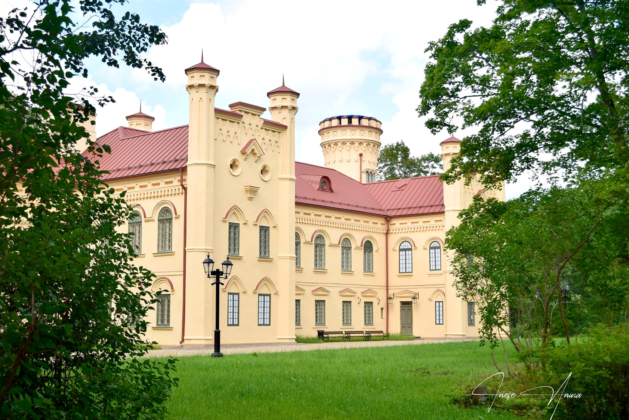 Pałac w Prelach